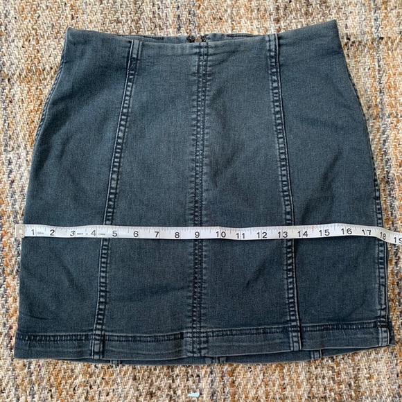 Free People dark denim mini skirt - Picture 5 of 6